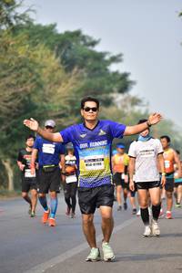 BIB: 47199
                            <button type="button" onclick="openModal(10178395)" class="btn btn-primary btn-sm float-right btn-popup" data-toggle="modal" data-target=".modal-high-quality">
                        <i class="fas fa-shopping-cart"></i> Add to Cart
                    </button>
                                            <button type="button" onclick="isThisMe(10178395, true)" class="btn btn-success btn-sm float-right btn-popup btn-isme hidden" data-toggle="tooltip" data-placement="bottom" title="นี่คือรูปของคุณใช่ไหม คลิกที่นี่เพื่อเอาเข้าอัลบั้ม">
                        <i class="fas fa-plus"></i> Add to album
                    </button>
                    <button type="button" onclick="isThisMe(10178395, false)" class="btn btn-warning btn-sm float-right btn-popup btn-isnotme hidden">
                        <i class="fas fa-ban"></i> Remove from album
                    </button>
